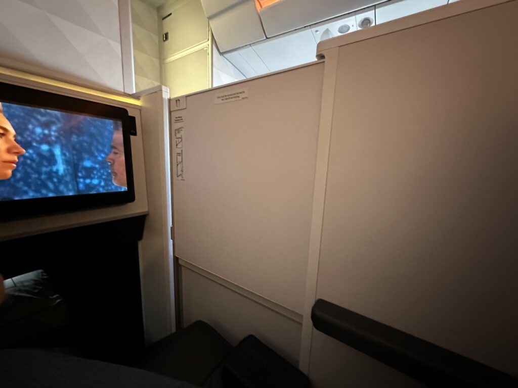 delta one london to seattle review