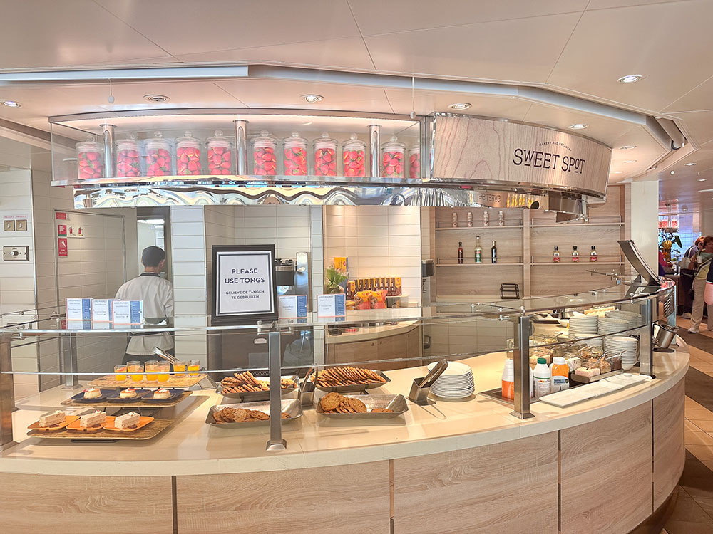 Sweet Spot self-service desserts and baked goods in the Lido Deck Buffer, MS Rotterdam.