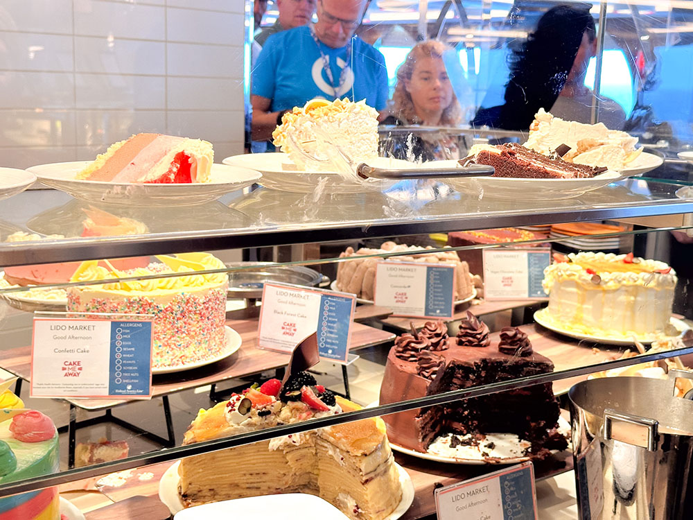 Cake Me Away dessert celebration in the Lido Market on board the MS Rotterdam.