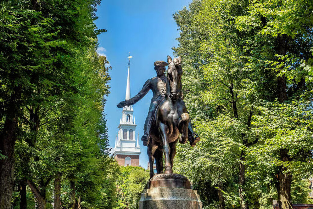 Statue of Paul Revere on the Boston Freedom Trail, Boston, Massachusetts.