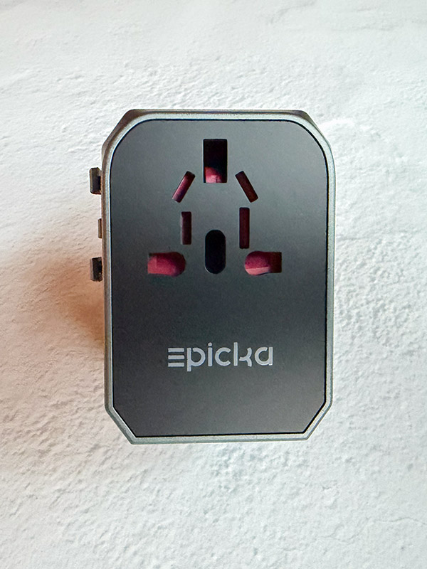 EPICKA Universal Travel Adapter.